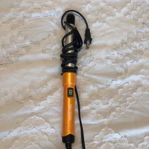 Bed Head 1 inch curling wand!